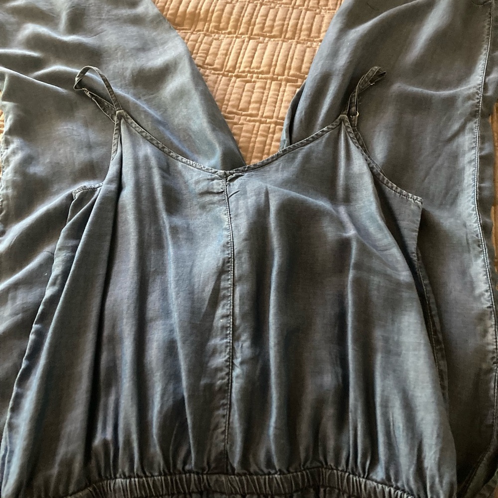 Tommy Bahama XS jumpsuit. - Picture 10 of 11